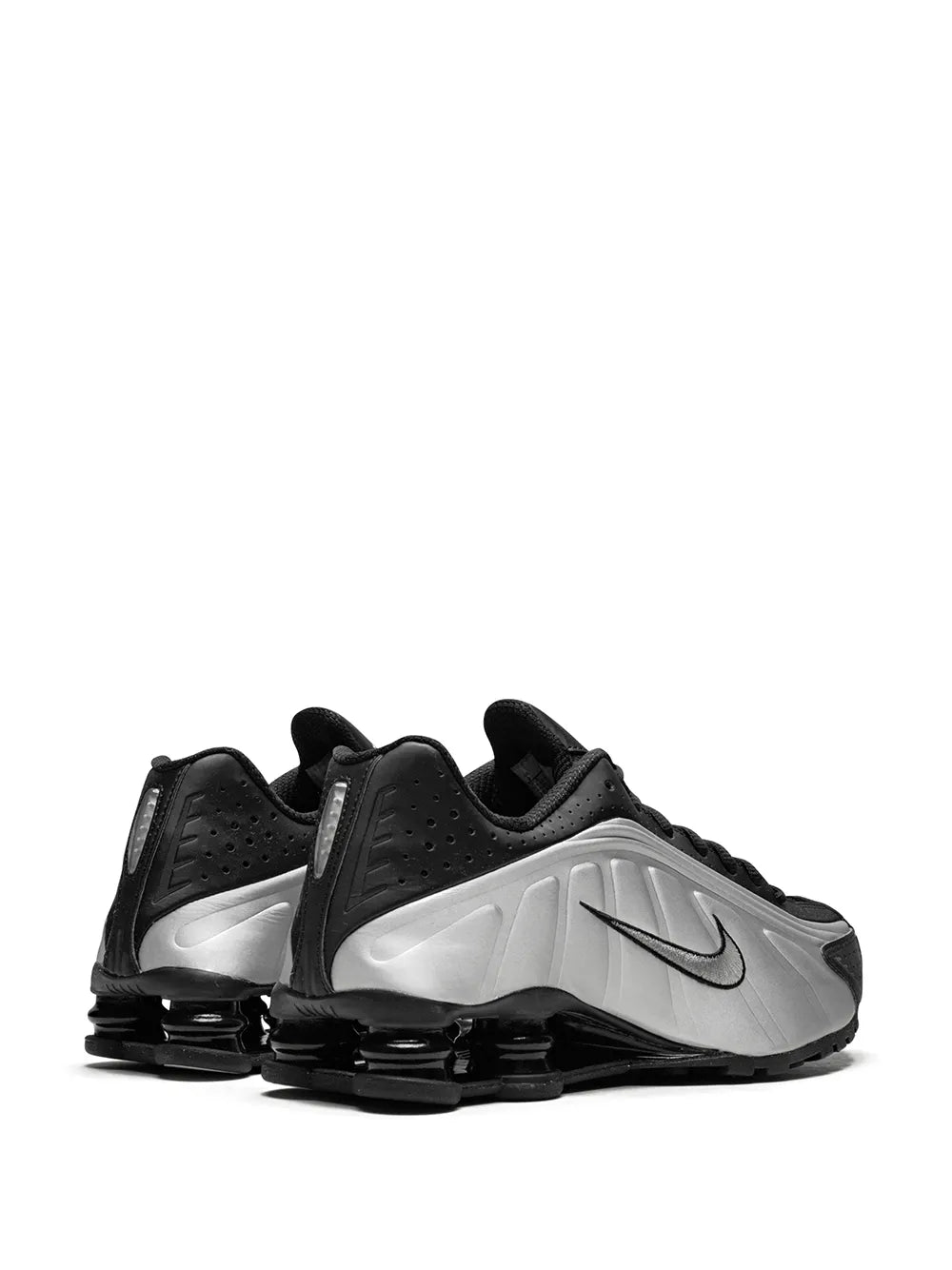 Shox R4