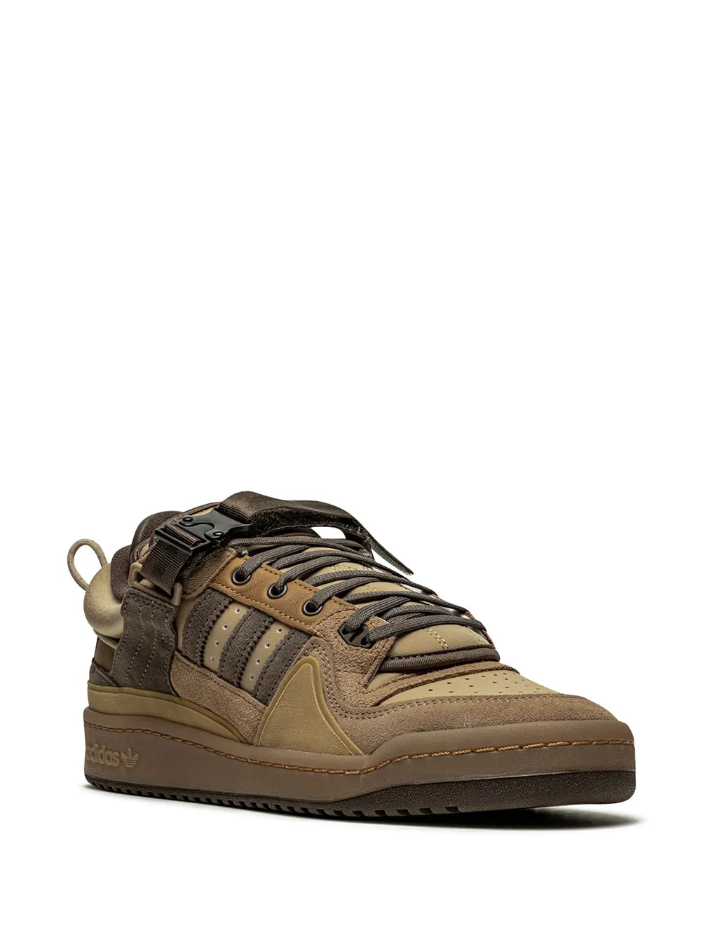 X Bad Bunny Forum Buckle Low