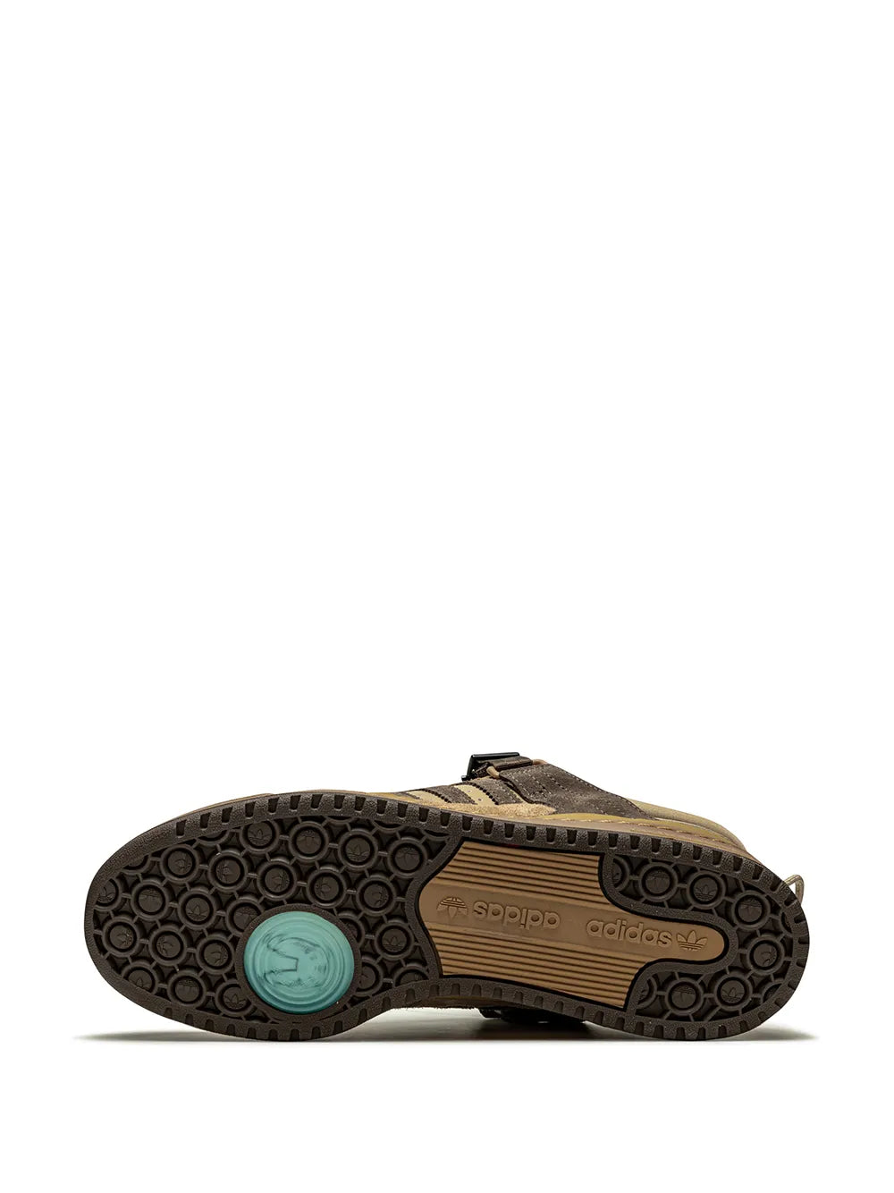 X Bad Bunny Forum Buckle Low