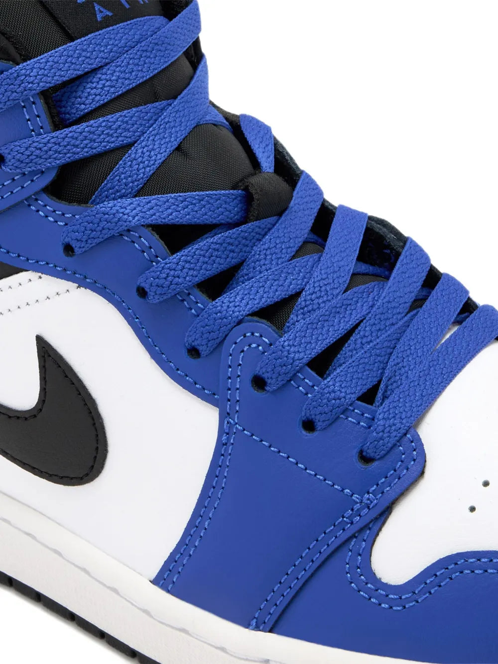 Air Jordan 1 Retro High Sneakers